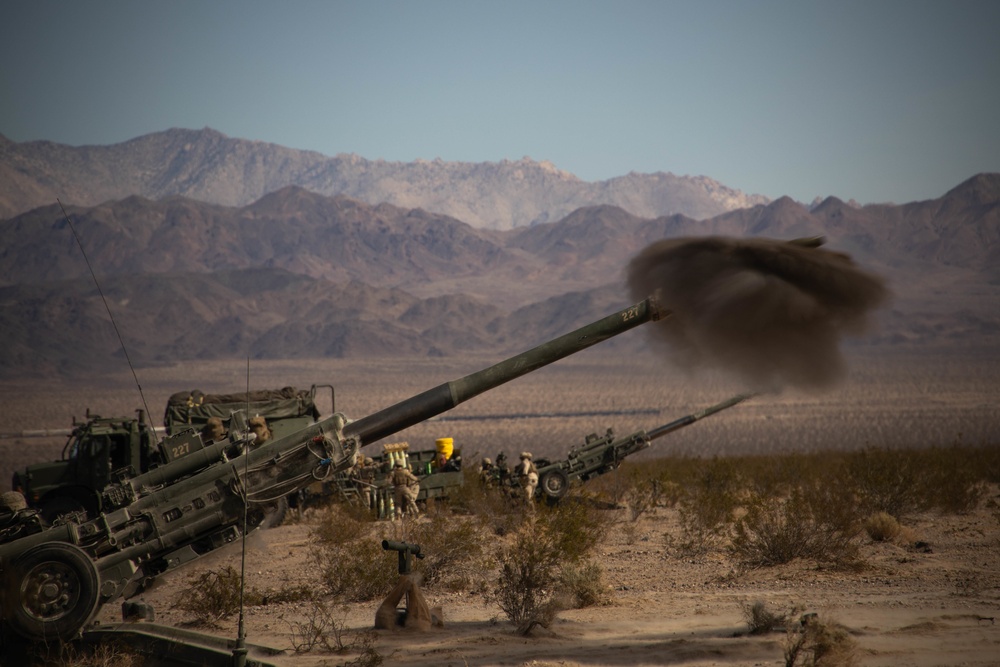 1/11 Conducts Artillery Operations