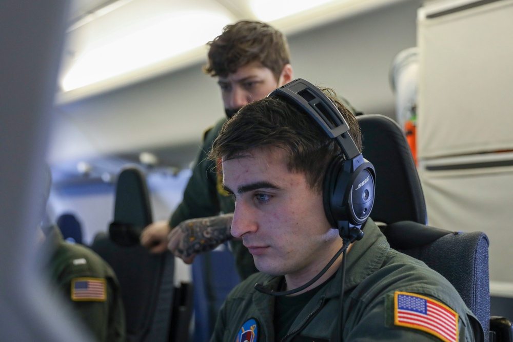 VP-47 hosts Submarine Group Seven Staff for Familiarization Flights