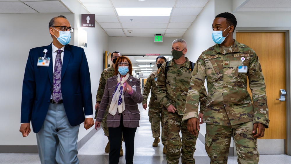 MG Prendergast visits Emanate Health Queen of the Valley Hospital