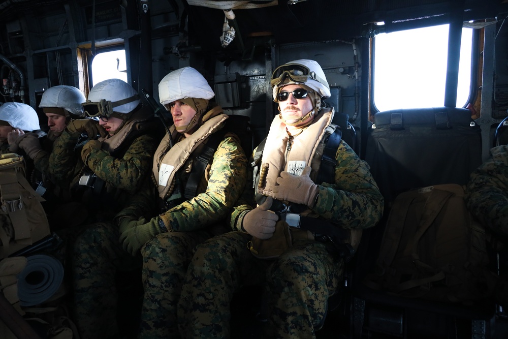 HMH-366 transports Marines around Norway