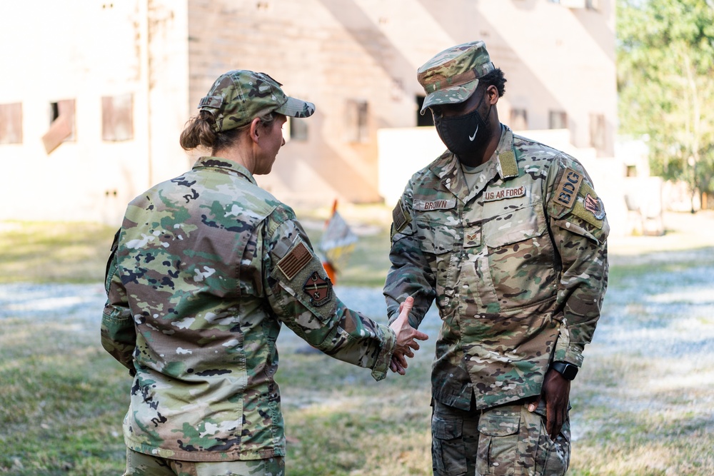 93d AGOW commander visits 822 BDS