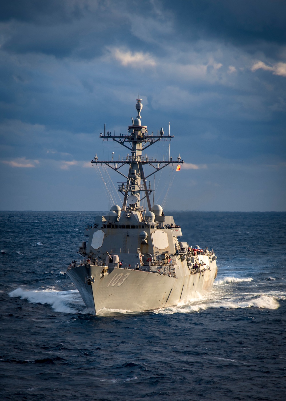 GHWB Fuels Truxton at Sea