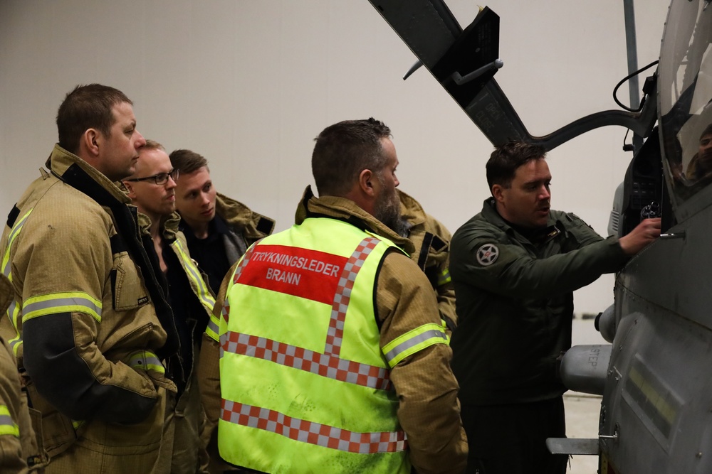 II MEF conducts Fire Rescue Course with Norwegian Fire Rescue Team