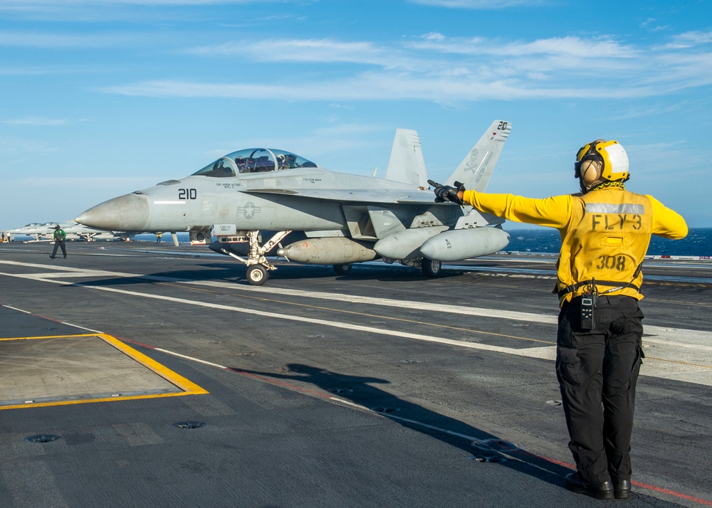 USS George H.W. Bush Begins Tailored Ship’s Training Availability/Final Evaluation Problem (TSTA/FEP)