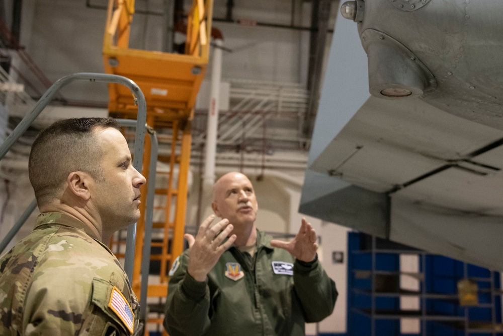 Brigadier General Mann visits the 122nd Fighter Wing