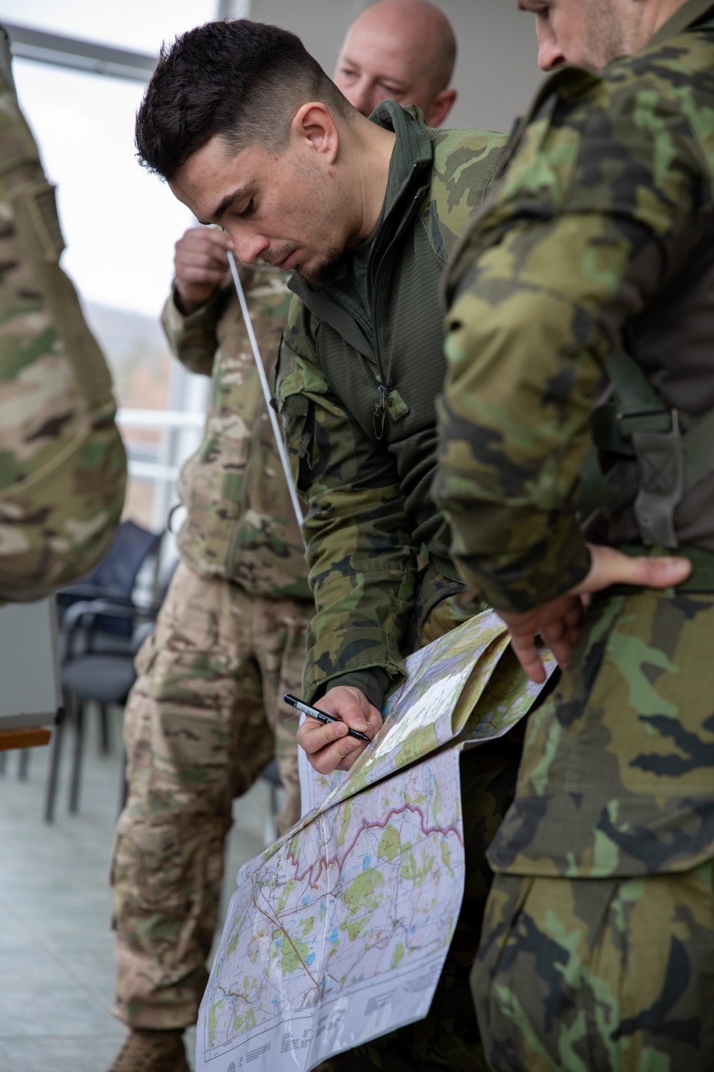 Meeting Between U.S. and Czech Soldiers