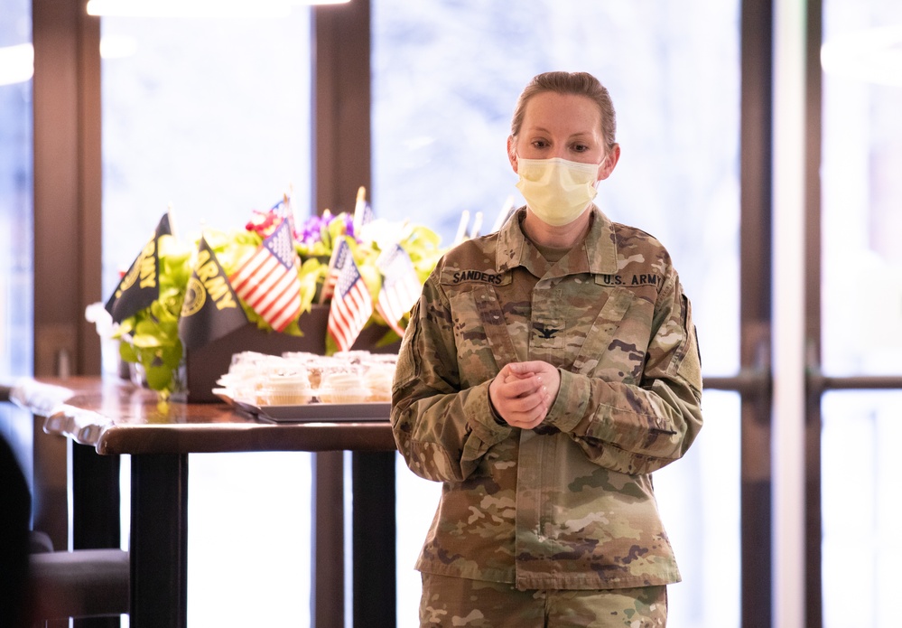 Lansing Hospital Holds Exit Ceremony for Military Medical Team