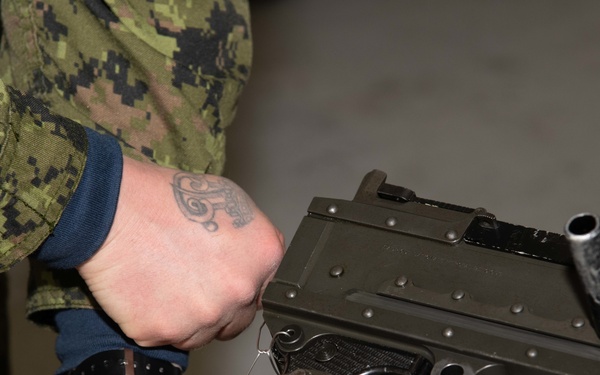 Arming the CH146 Griffon