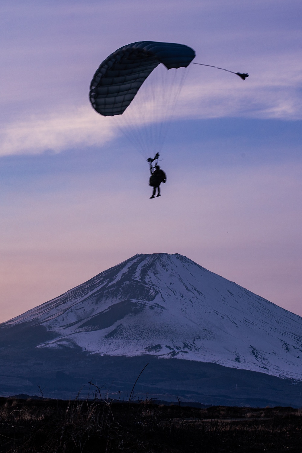 Floating to Fuji