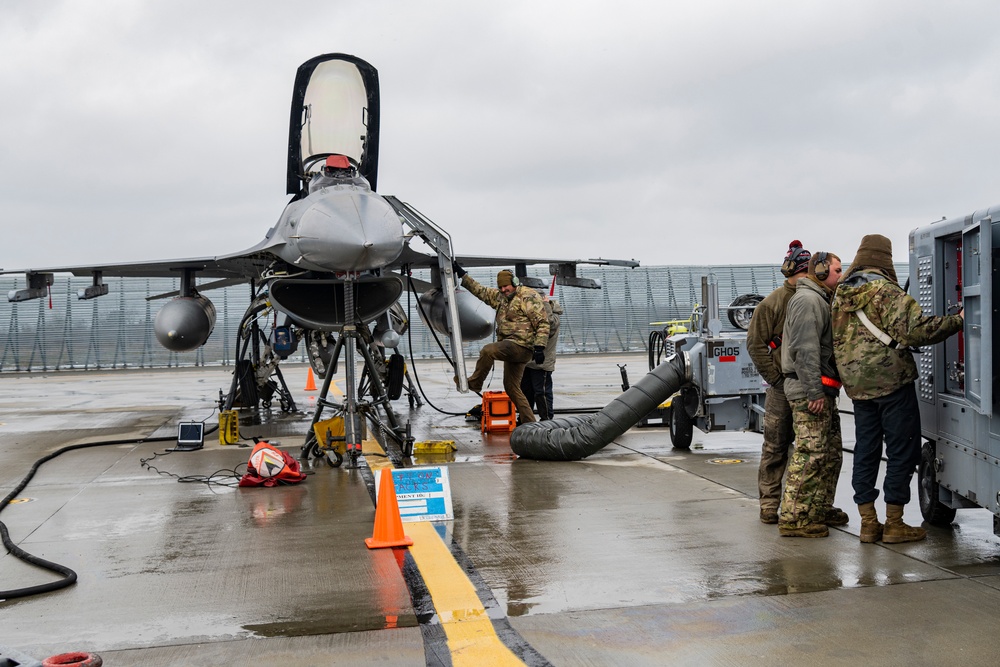 Spangdahlem AB maintenance operations in Romania