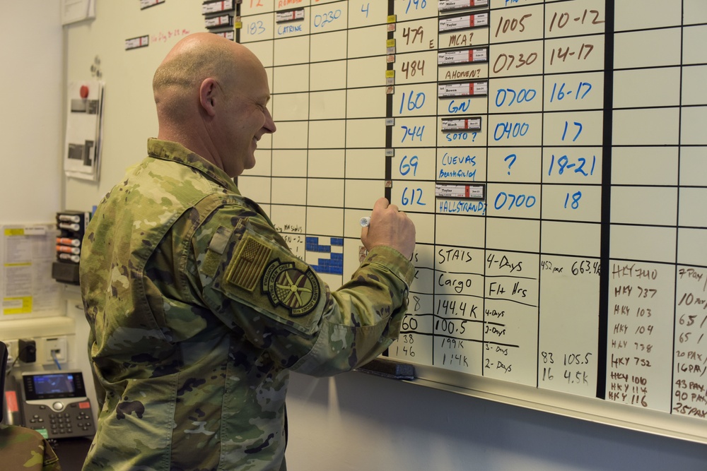 World traveler becomes Airlifter
