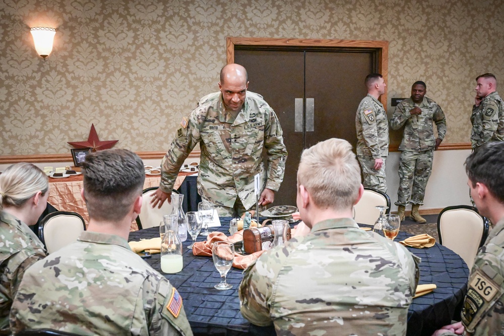 ROTC cadets get mentoring from Army’s top senior leaders