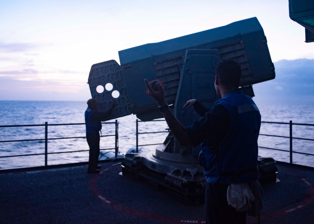 GHWB Conducts Rolling Airframe Missile Onload