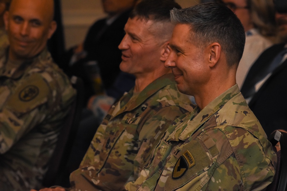 USAG Meade recognizes formal change of responsibility