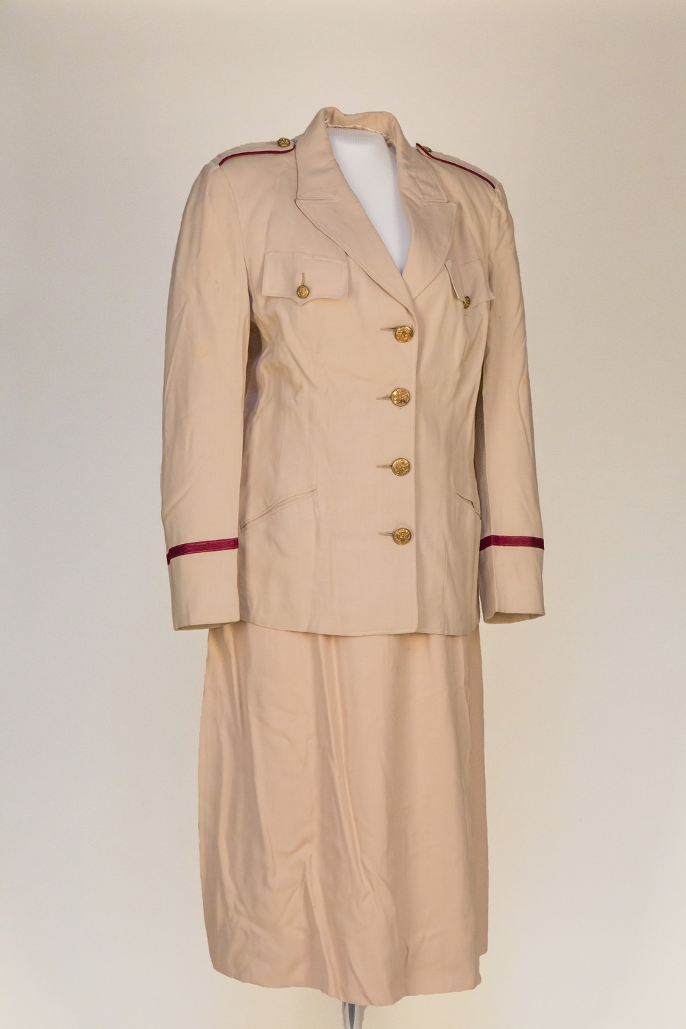 AMEDD Museum - Army Nurse Corps WWII Beige Uniforms