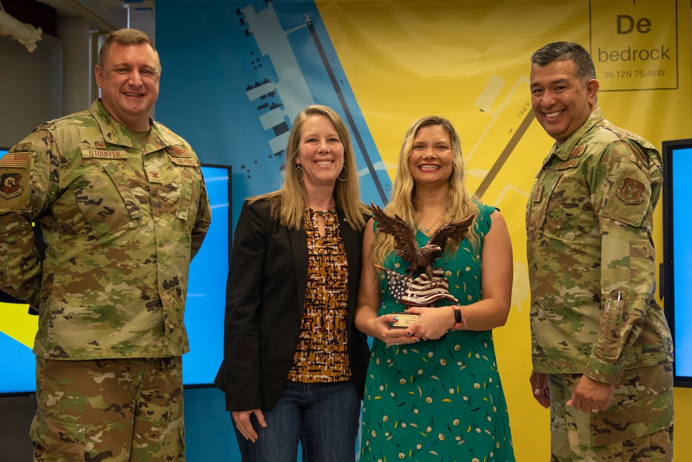 512th Airlift Wing recognizes its 2021 award winners