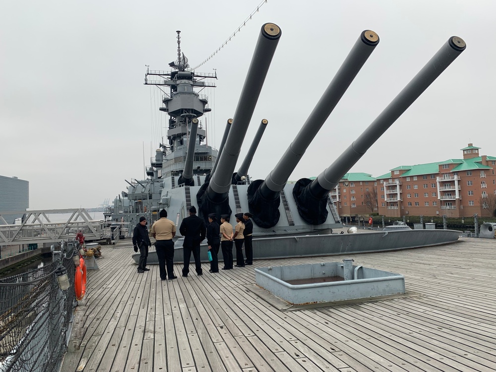 USS Vicksburg (CG-69) Sailors tour Battleship Wisconsin