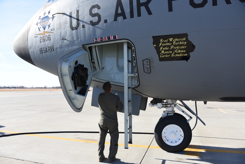 KC-135 crew hatch