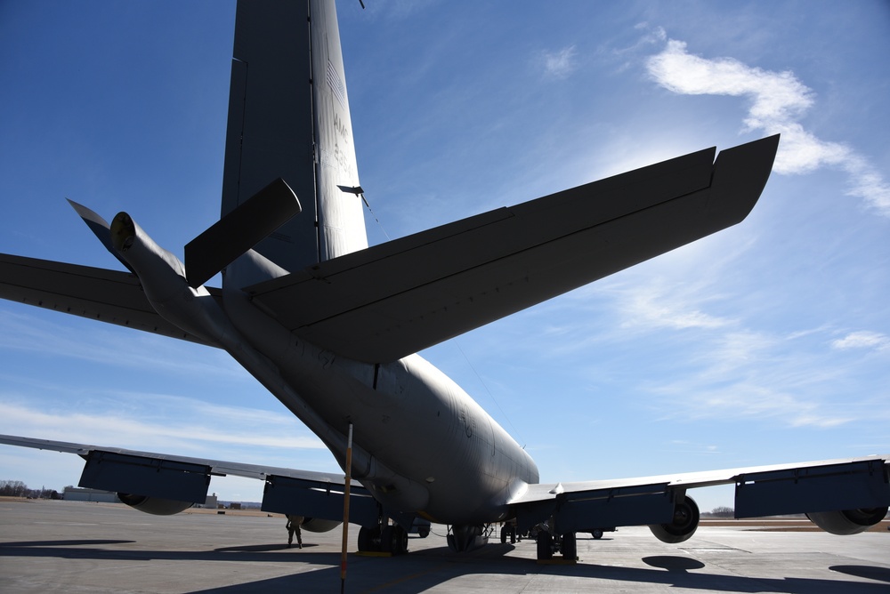 KC-135 boom