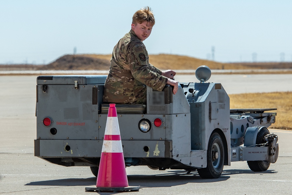 27 SOMXG Holds 2021 Load Crew of the Year Competition