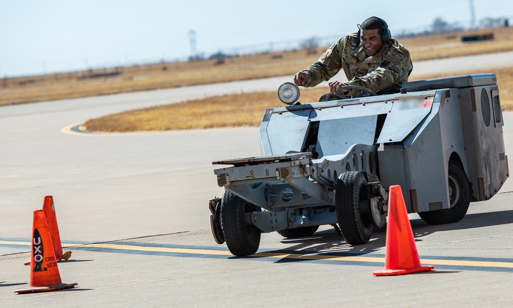 27 SOMXG Holds 2021 Load Crew of the Year Competition