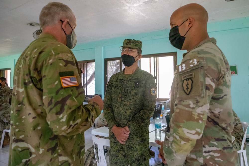 Philippine Army Brig. Gen. Flores gathers with U.S. Military personnel during Salaknib 2022