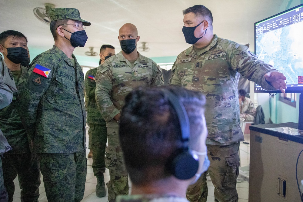 Philippine Army Brig. Gen. Flores gathers with U.S. Military personnel during Salaknib 2022