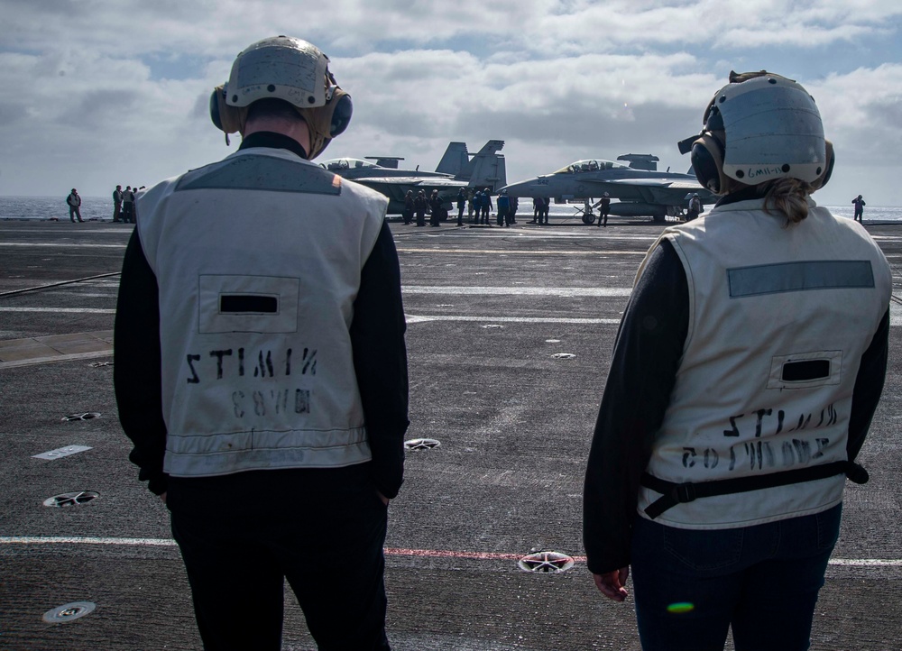 Distinguished Visitors Observe Flight Operations