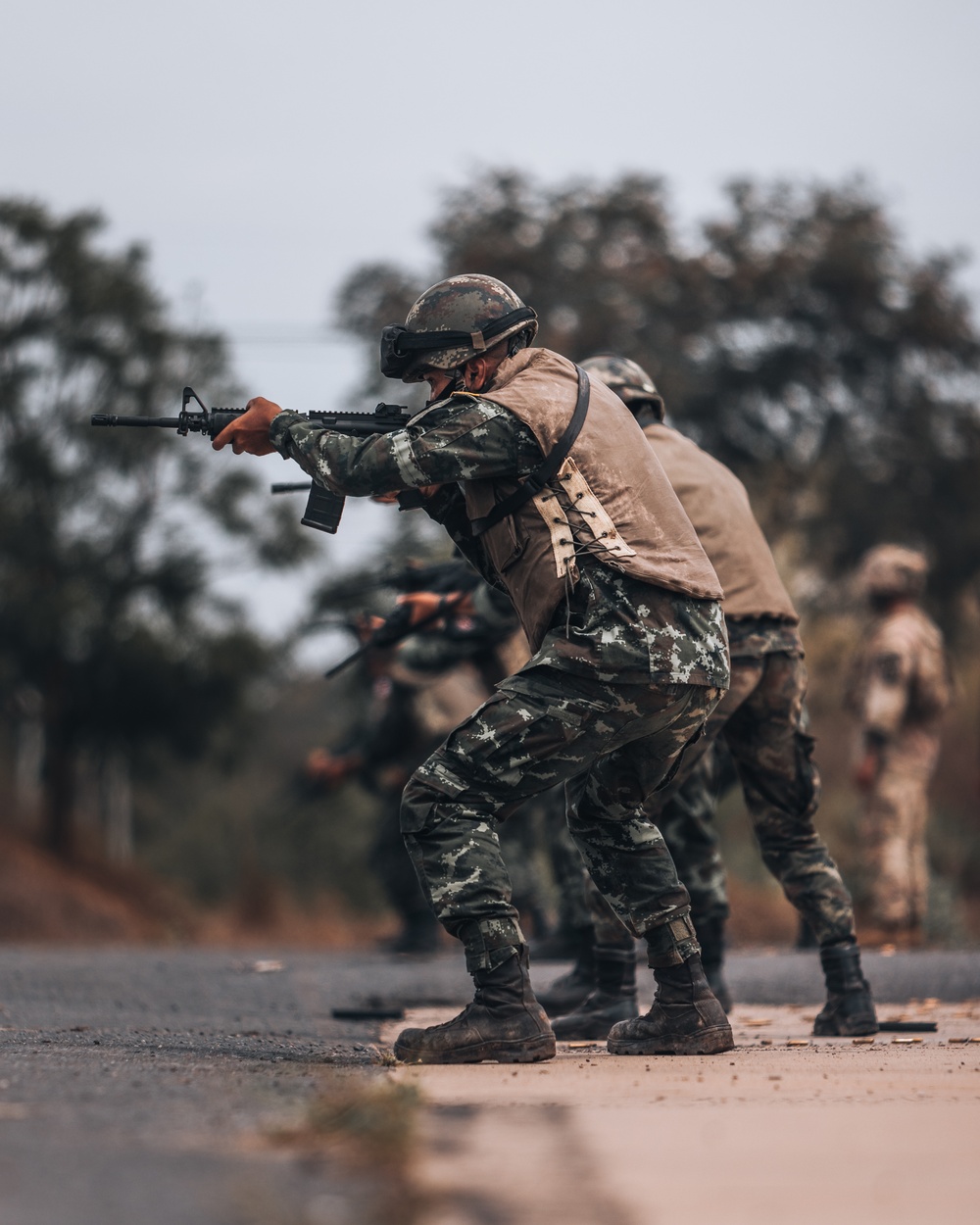 US Army and Royal Thai Army learn shooting skills at HG 22