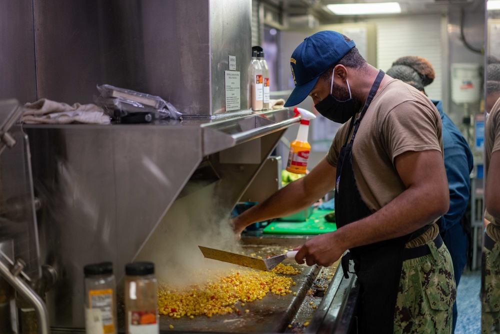 DVIDS - Images - USS Jackson (LCS 6) Prepares Corn [Image 4 of 4]