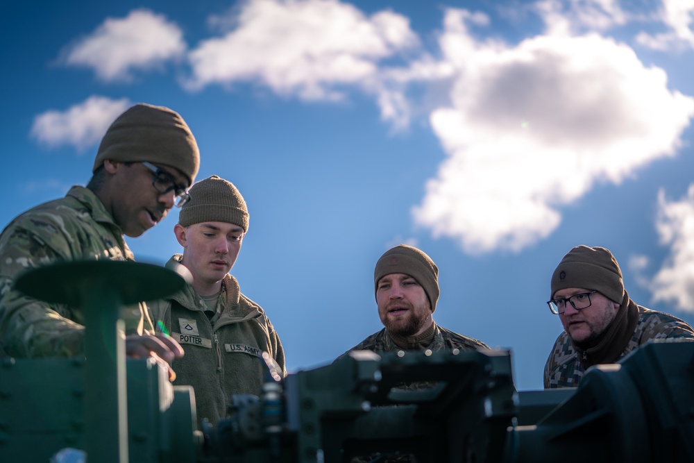 U.S. and Latvian air defenders cross-train on systems during Saber Strike