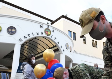 NSA NAPLES KICKS OFF NMCRS ACTIVE DUTY FUND DRIVE