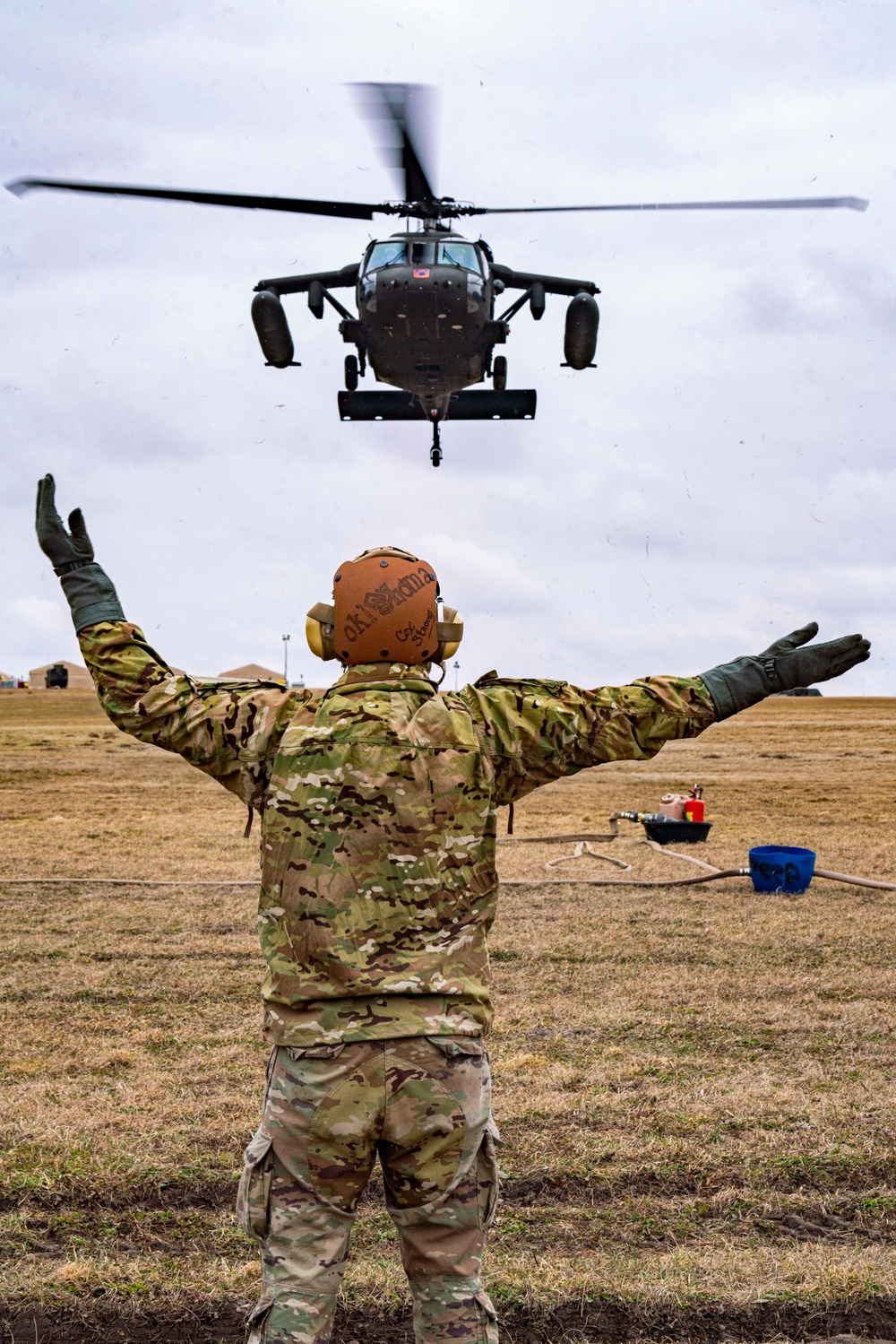 Black Hawk helicopter refuels at TAA in Poland