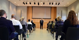 Dr. Brian Lein Visits LRMC to Discuss DHA Transition