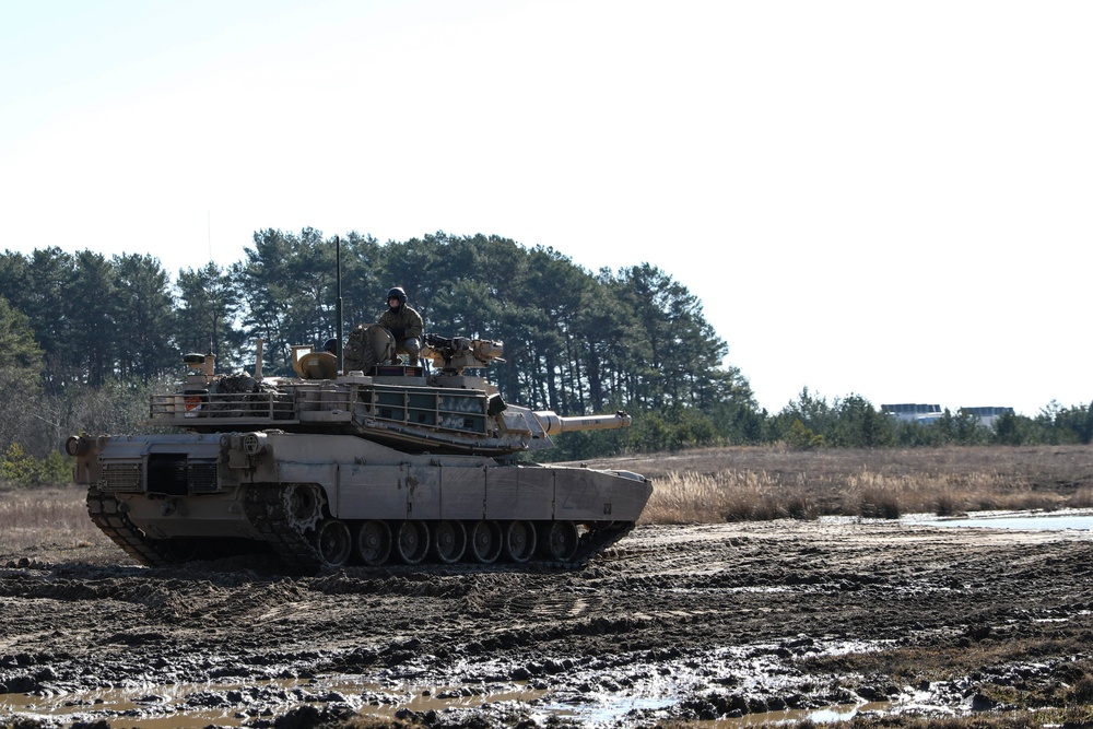 2nd Platoon Bravo Company 2-34 Armored Regiment Tank Maneuvers