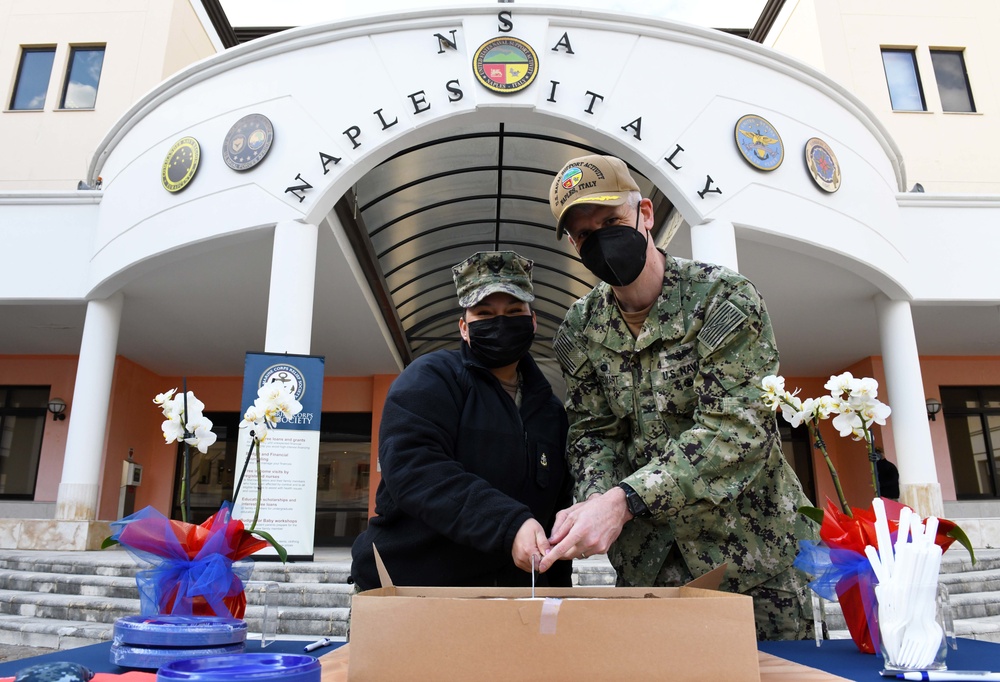 NSA NAPLES KICKS OFF NMCRS ACTIVE DUTY FUND DRIVE