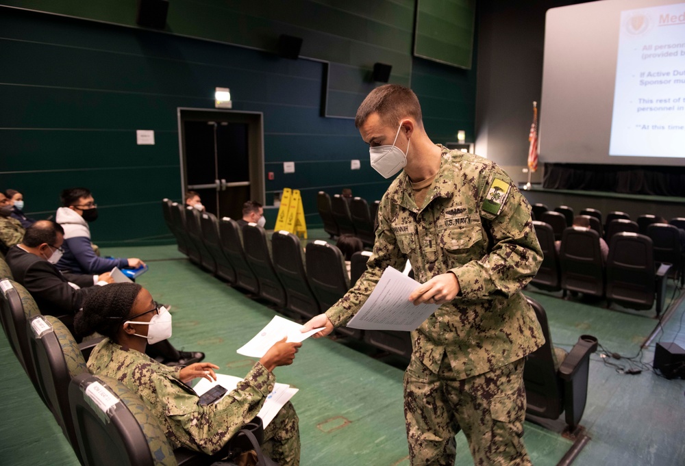 NSA NAPLES HOSTS AREA ORIENTATION