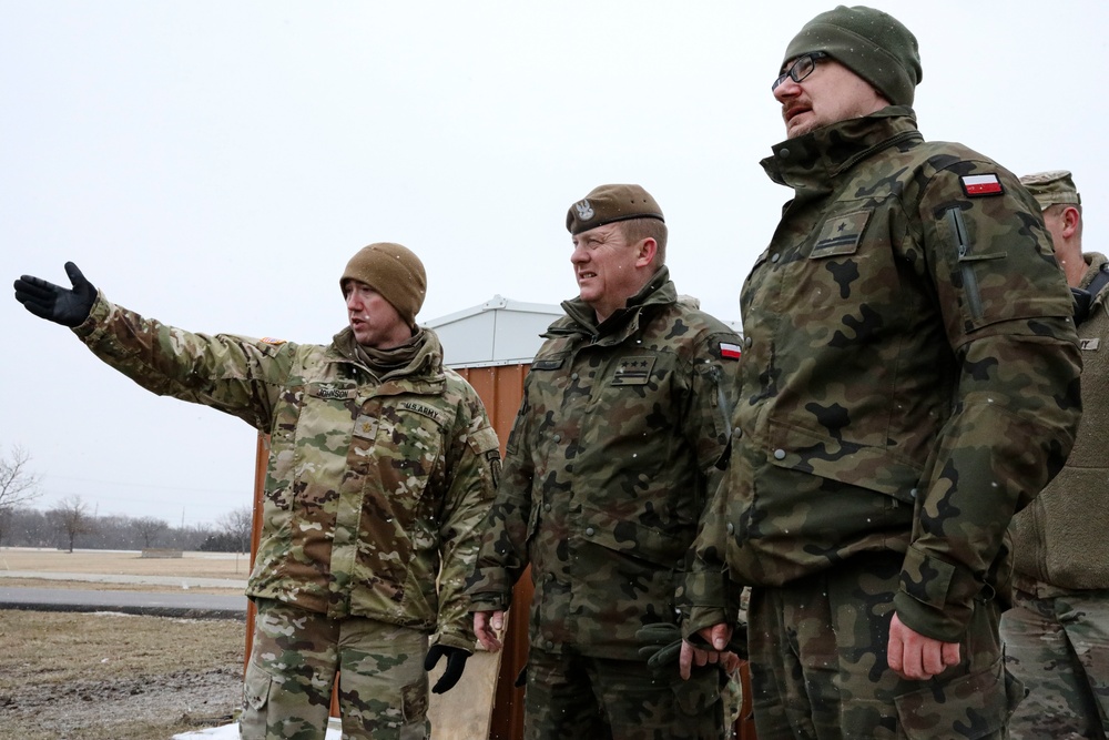 Polish Territorial Defense Forces Soldiers tour Marseilles Training Center (MTC)