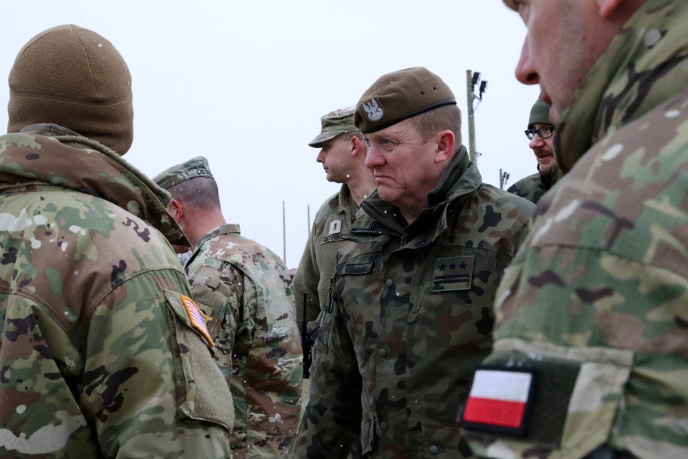 Polish Territorial Defense Forces Soldiers tour Marseilles Training Center (MTC)