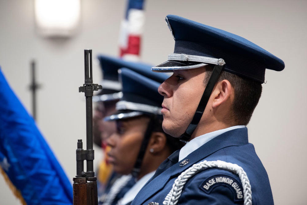 Moody Base Honor Guard presents colors at Airman's Medal ceremony