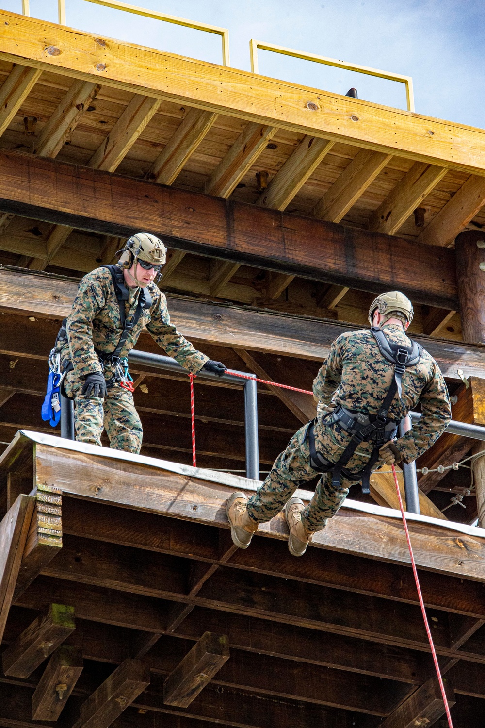 CBIRF H&amp;S Marines Rappel Tower