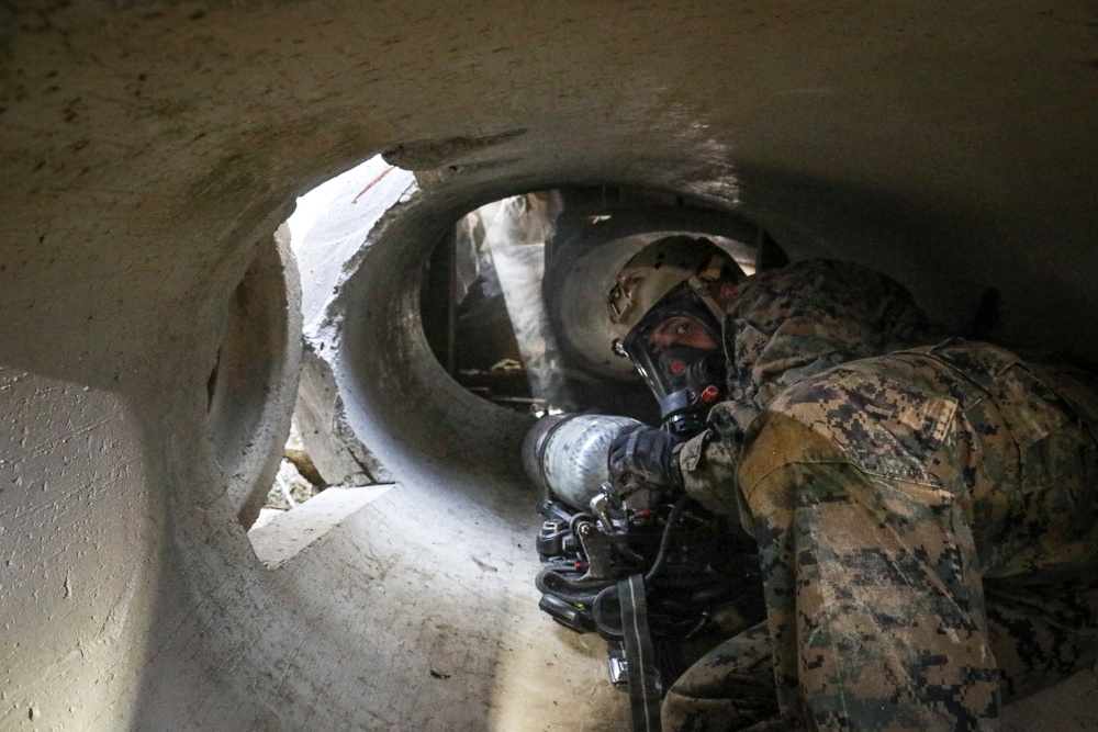 CBIRF trains with the 911th Technical Rescue Engineer Company at Ft. Belvoir
