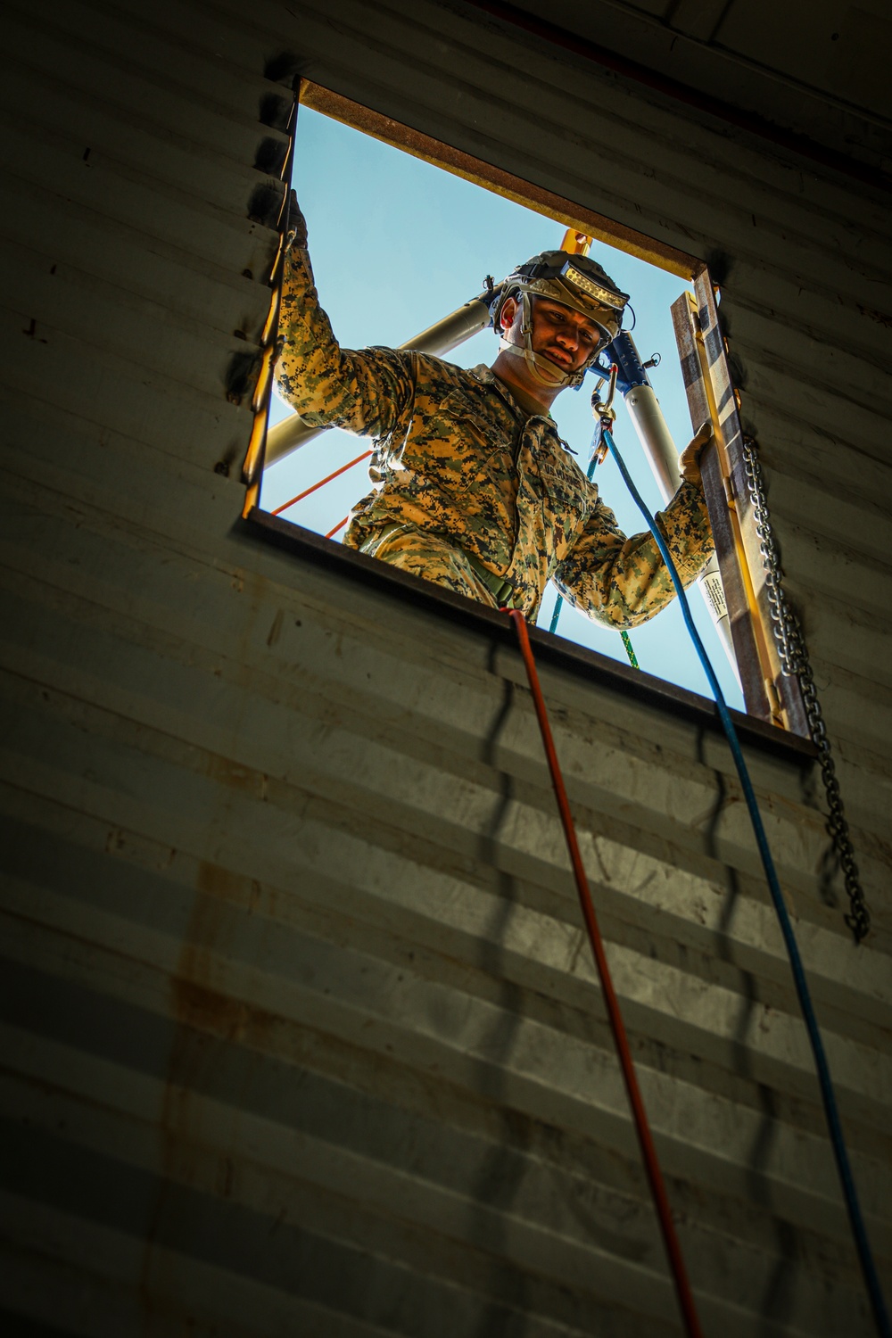 CBIRF trains with the 911th Technical Rescue Engineer Company at Ft. Belvoir