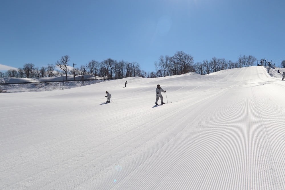 CWOC class 22-05 students complete skiing familiarization during training at Fort McCoy
