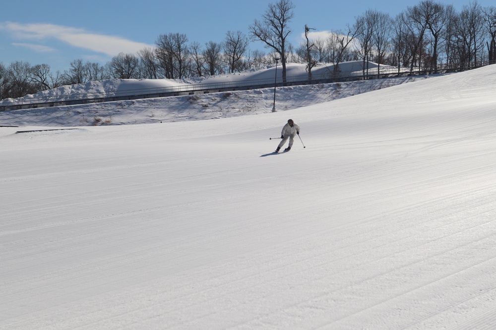 CWOC class 22-05 students complete skiing familiarization during training at Fort McCoy