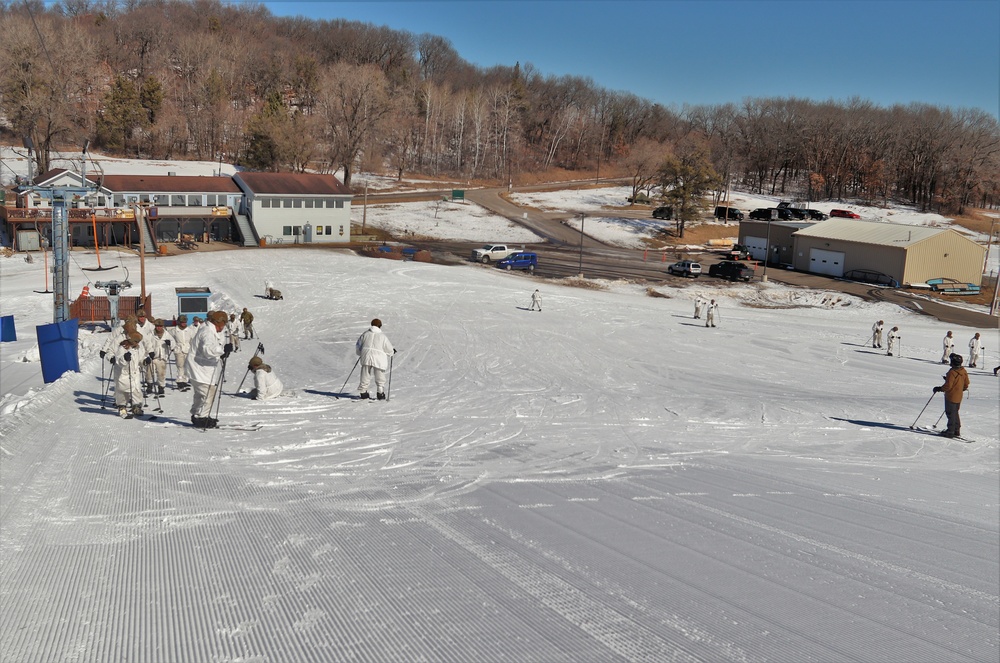 CWOC class 22-05 students complete skiing familiarization during training at Fort McCoy
