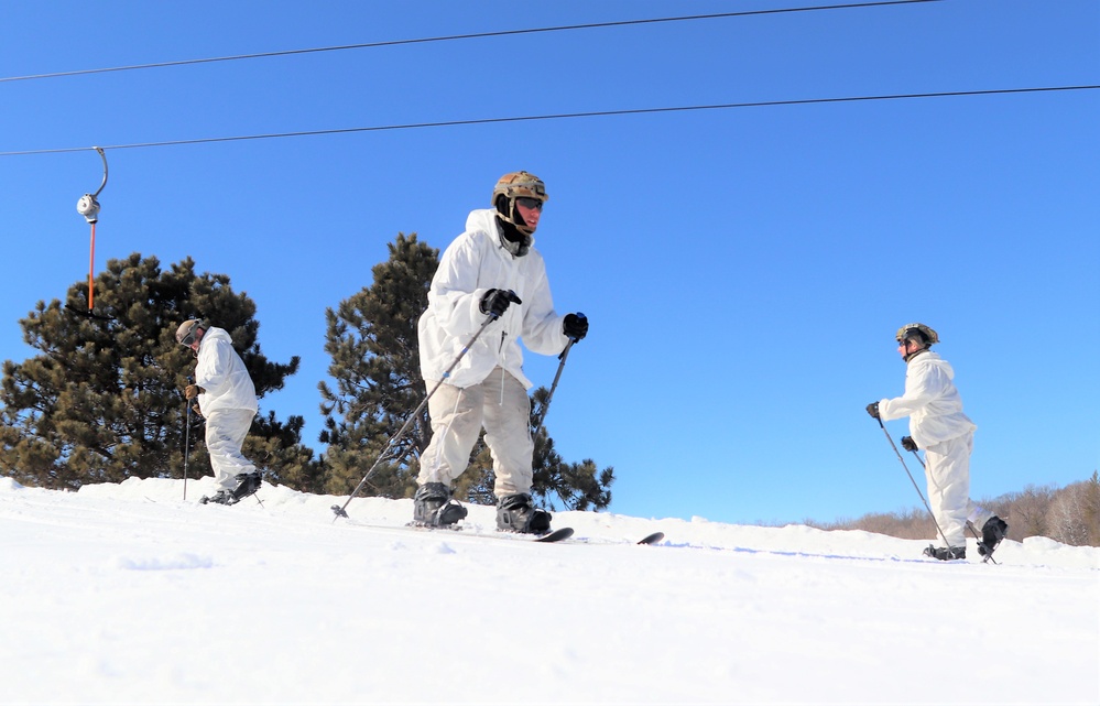 CWOC class 22-05 students complete skiing familiarization during training at Fort McCoy