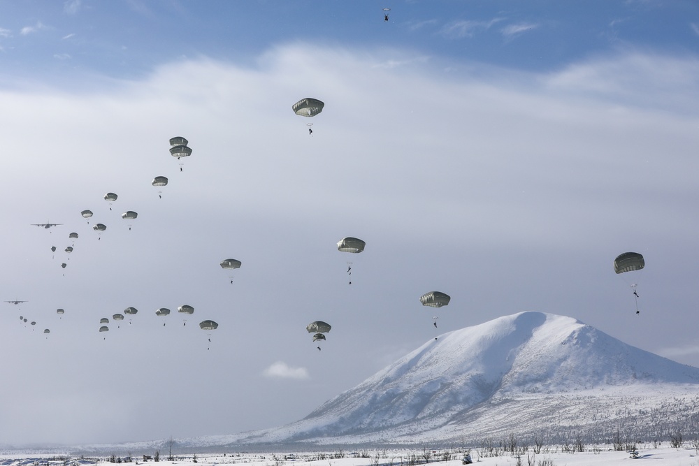 Spartans Conduct Airborne Operation into JPMRC 22-02