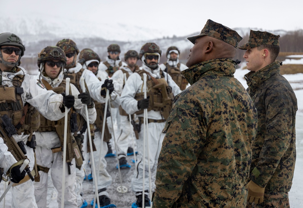 Italian San Marco Brigade conduct Live-fire Exercise