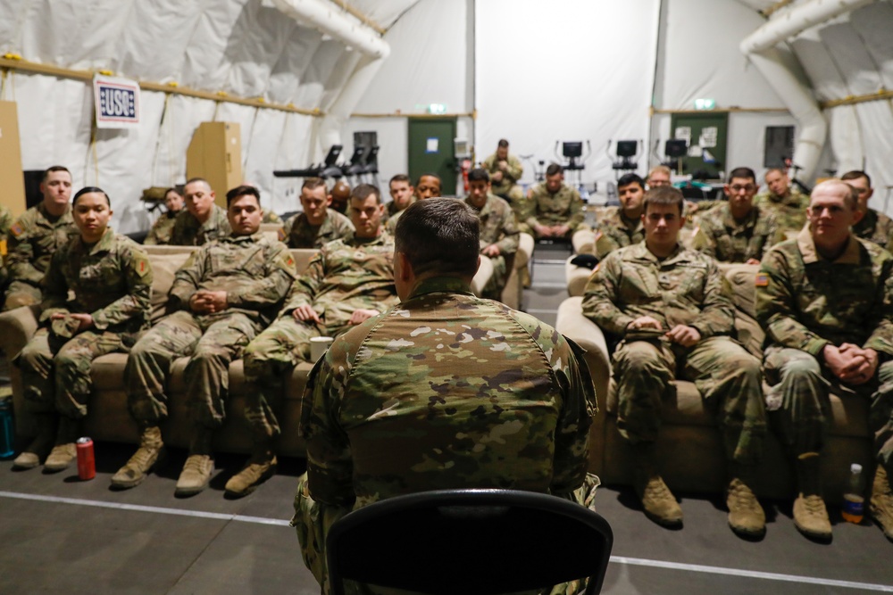 Command Sgt. Maj. Mullinax visits Karliki